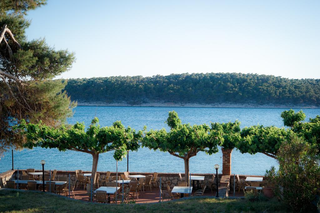 Hotel Villa Barbat Barbat na Rabu Buitenkant foto