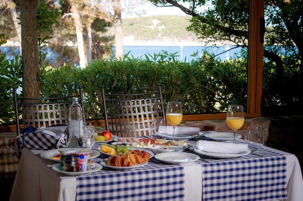 Hotel Villa Barbat Barbat na Rabu Buitenkant foto
